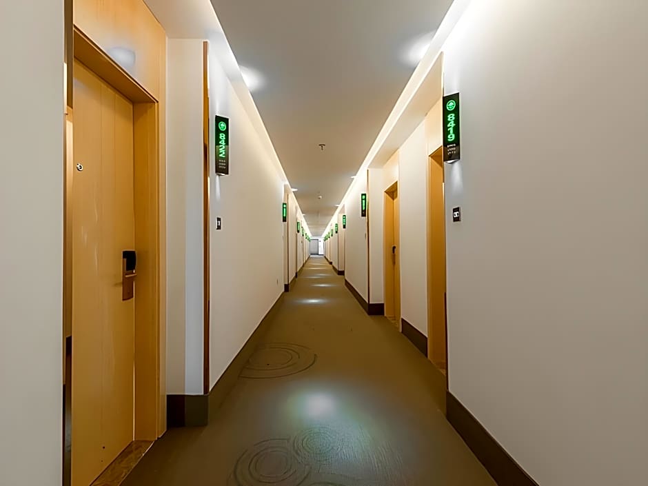 GreenTree Inn Wuhu Eshan Road University City