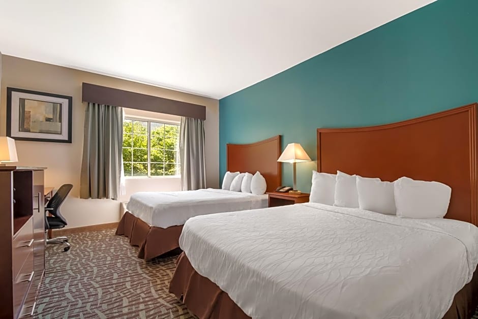 SureStay Plus Hotel by Best Western Topeka Northwest