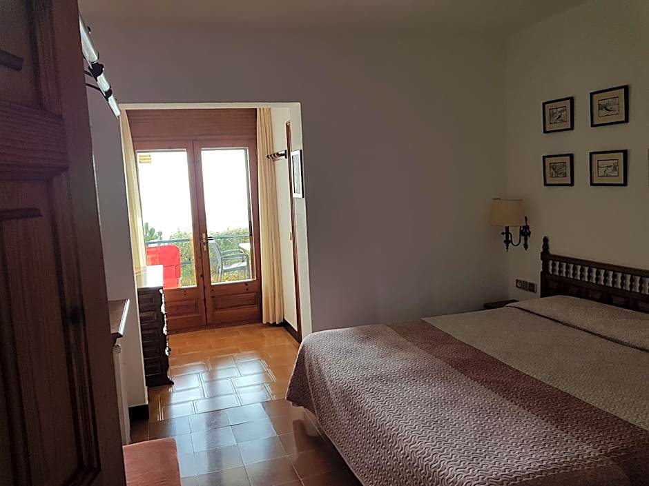 Hostal Sa Barraca - Adults Only