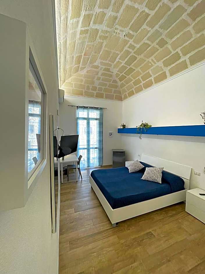 Sea View Teti Rooms & Apts