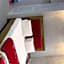 Hotel Sareena Residence