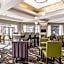 La Quinta Inn & Suites by Wyndham Alexandria Airport