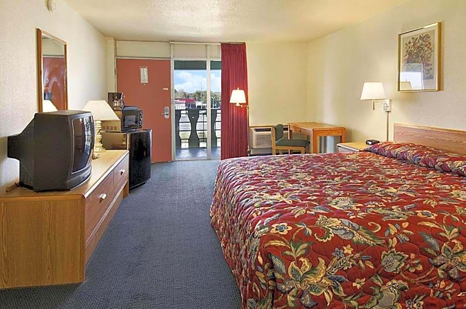 Days Inn by Wyndham Okmulgee