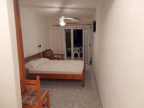 Triple Room with Mountain View