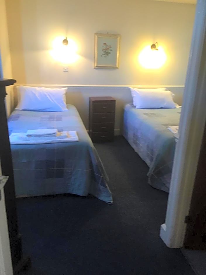 Colnbrook Lodge Guest House