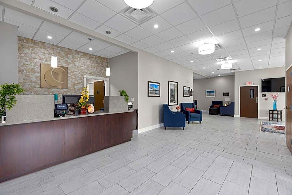 Comfort Inn & Suites St. Louis-Hazelwood