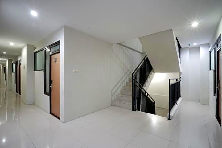 DPARAGON KARANGMALANG