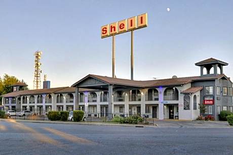 Crossroads Inn - Downtown Sacramento