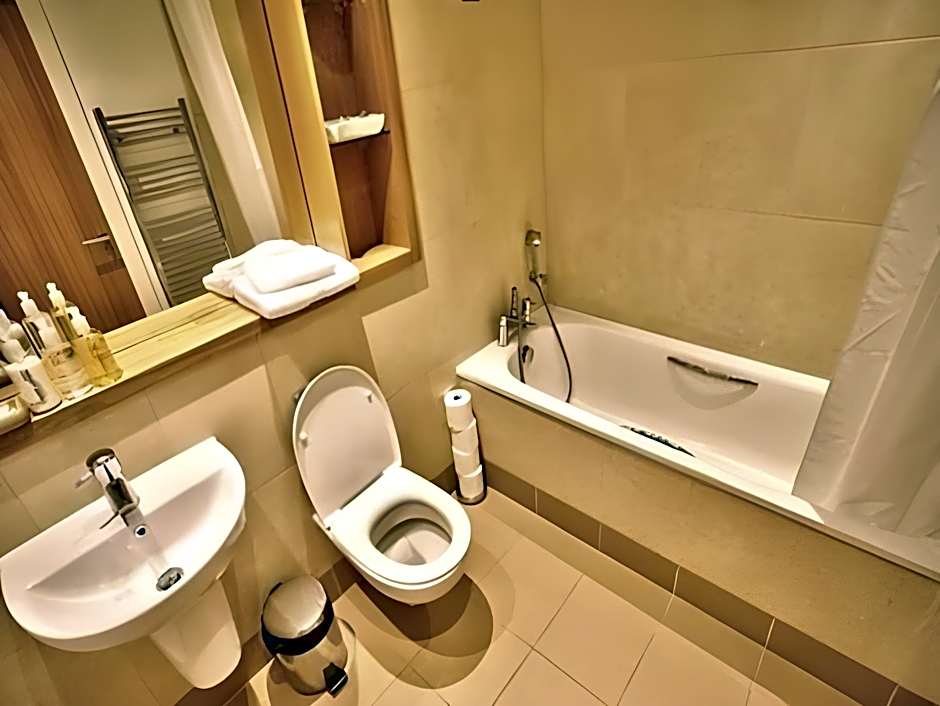 Gateway Serviced Apartments