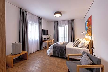 Saint George Boutique Rooms