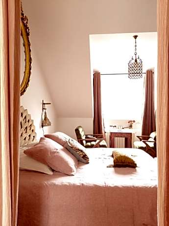 Deluxe Double Room with Bath