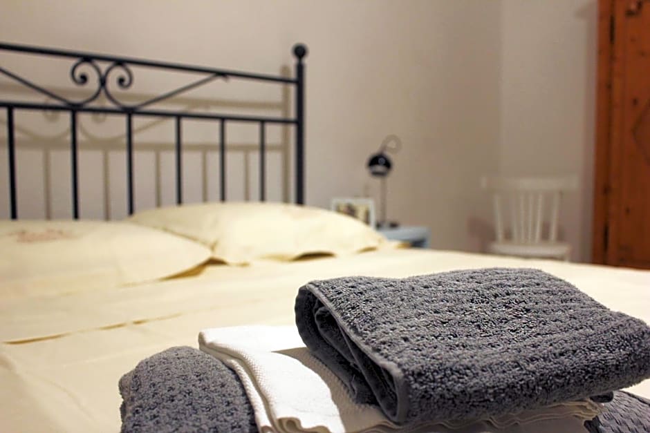 La Casetta Ferrara B&B