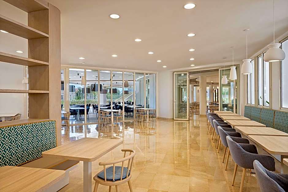 Radisson Blu Residences, Saidia