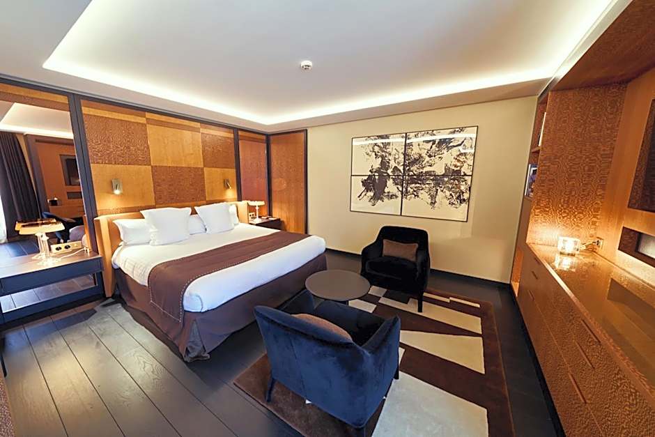 La Pyramide - Maison Henriroux