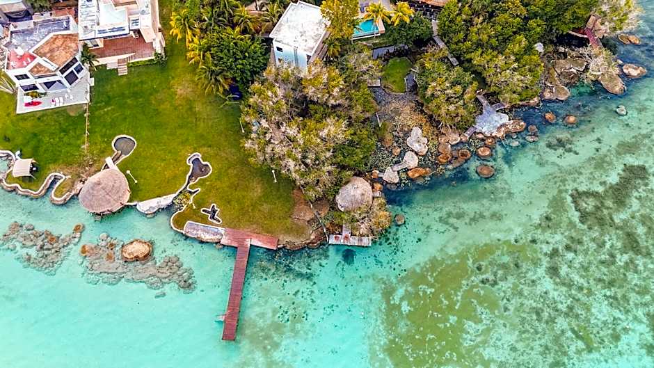 Azulea Bacalar Hotel & Spa - Lagoon Front