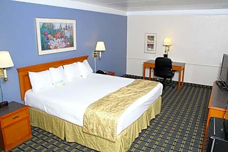 Days Inn by Wyndham Houston