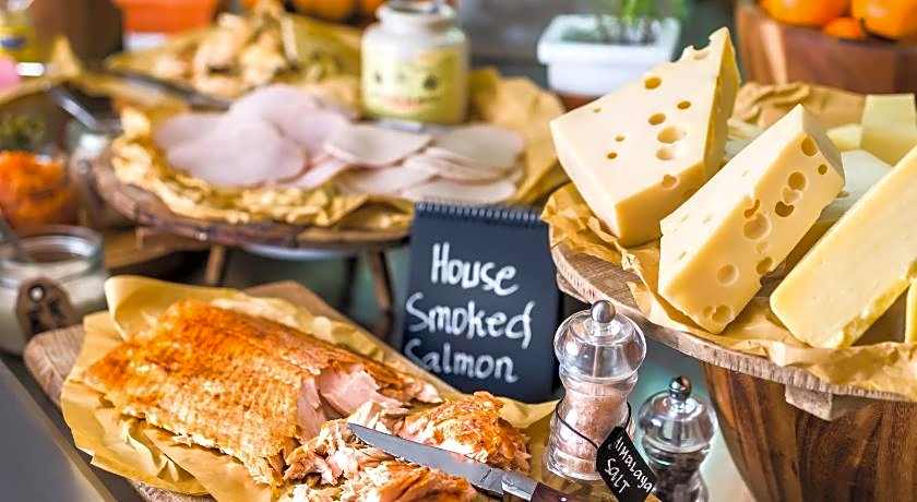 SAS Residence & Hotel, Dhahran - Formerly Radisson Blue