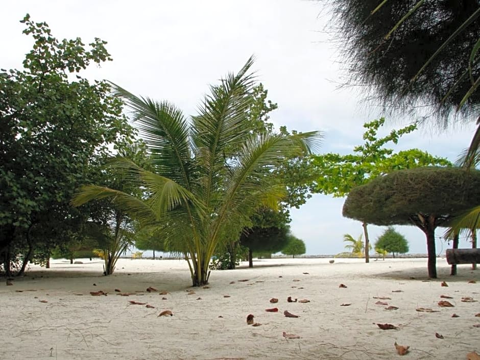 Malibu Beach Bungalows