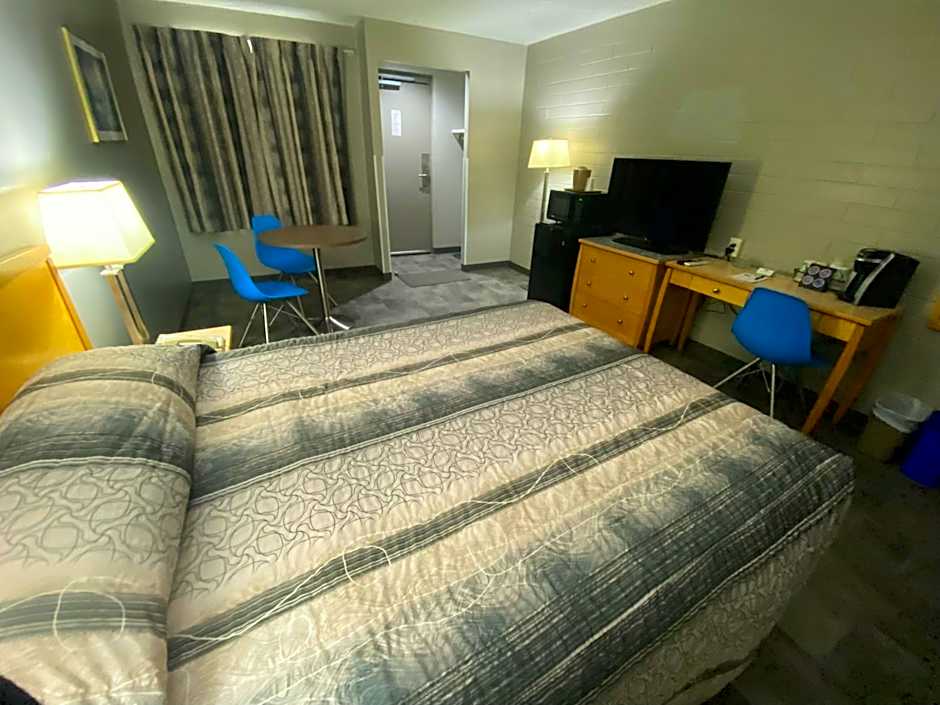 Travelodge by Wyndham Grande Prairie