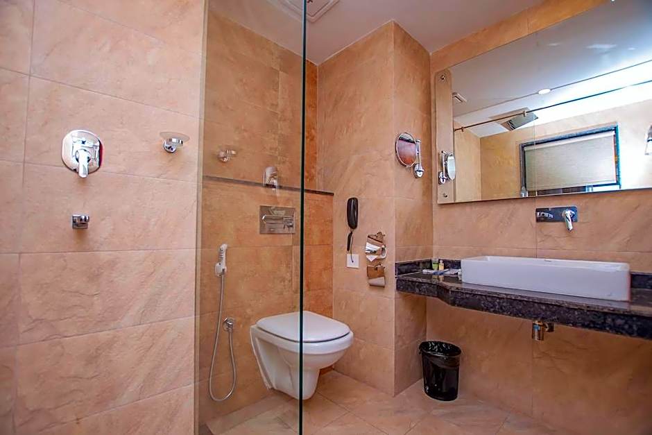 Hotel Pokhara Village & SPA