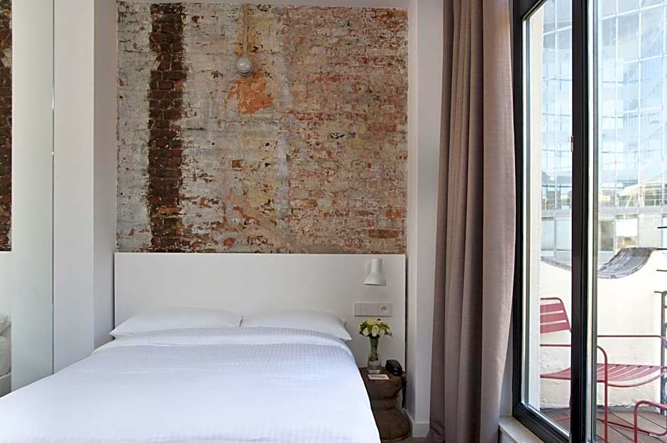9Hotel Central