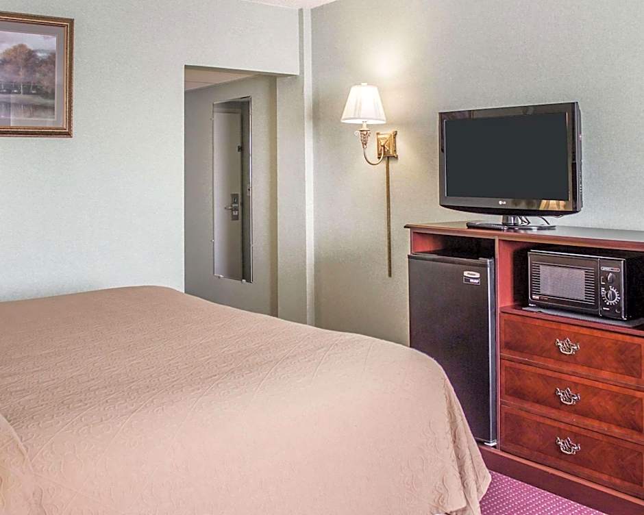 Quality Inn & Conference Center Franklin