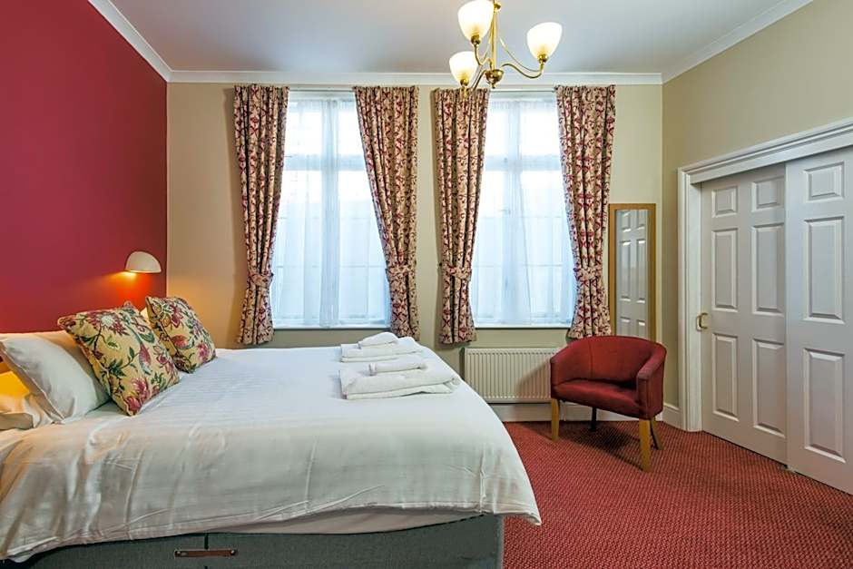 Photo 1 of 9 of Double Room