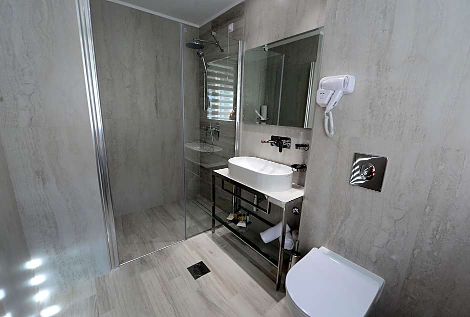Alexandar Square Boutique Hotel