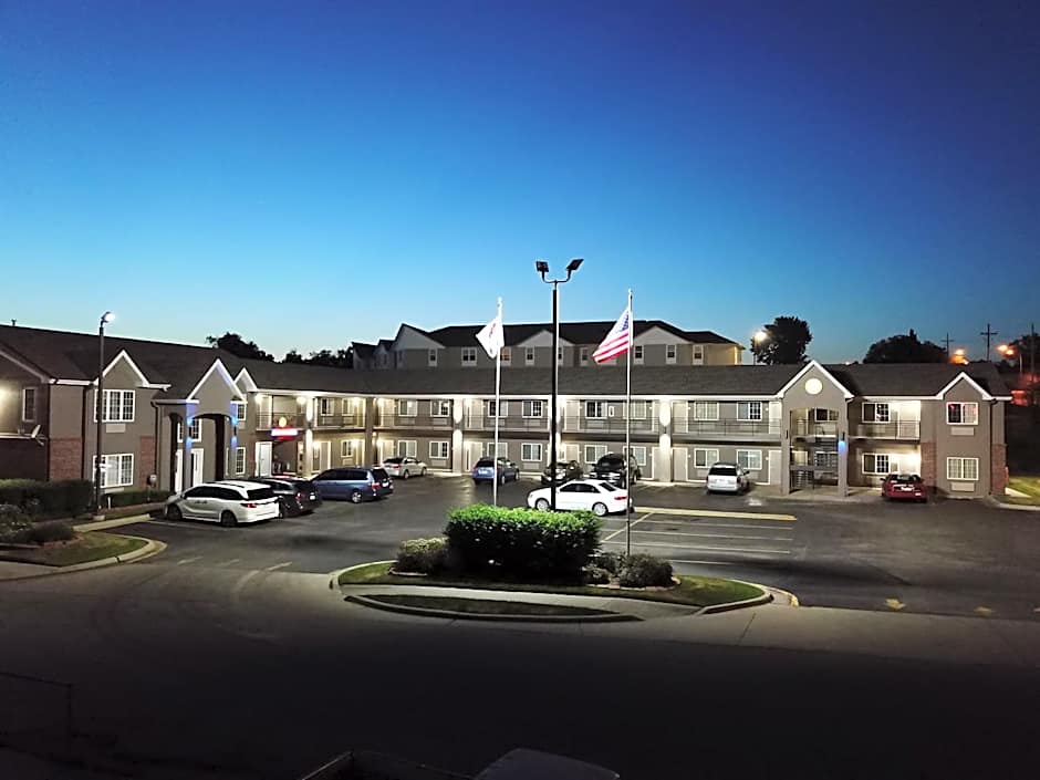 Relax Inn Motel and Suites Omaha