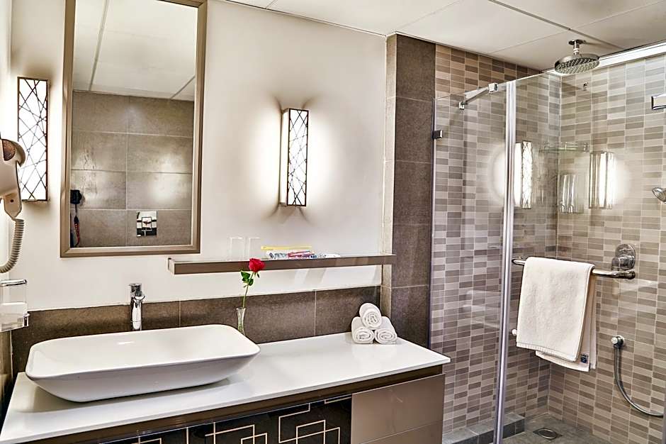 T24 Residency Mumbai International Airport Hotel