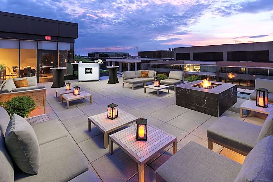 AC Hotel by Marriott Washington DC Downtown