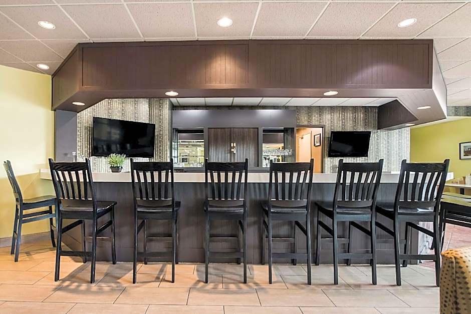 Best Western Little River Inn