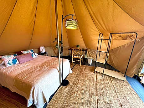 Glamping Tent with Ocean View and Private External Bathroom