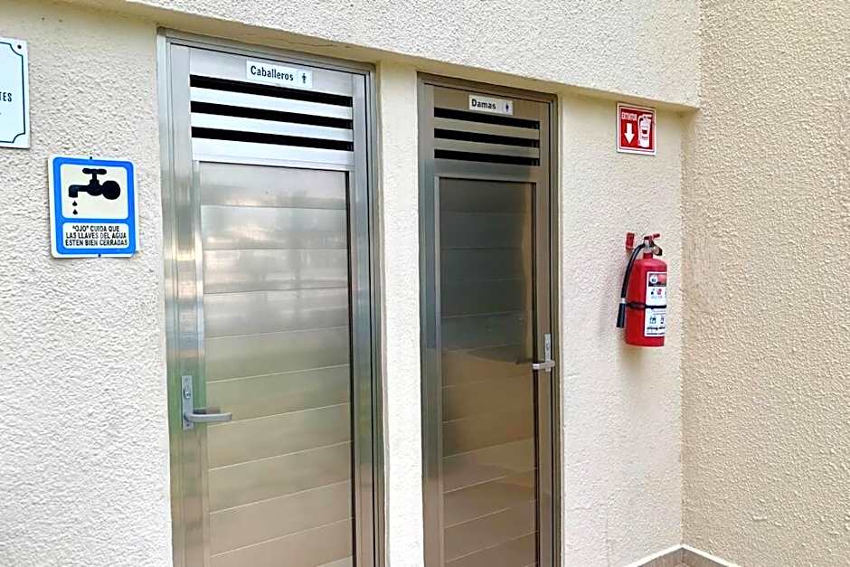 Oceanfront Condo BM By Andiani