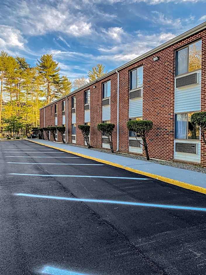 Days Inn by Wyndham Brunswick Bath Area