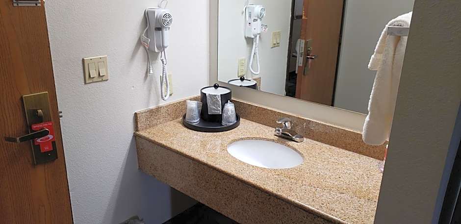 Econo Lodge Cedar Rapids