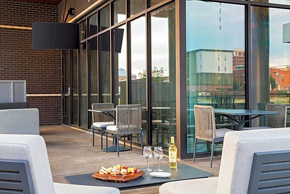 AC Hotel by Marriott Waco Downtown