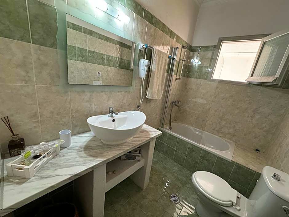 Elves Studios& Apartment's SIDARI