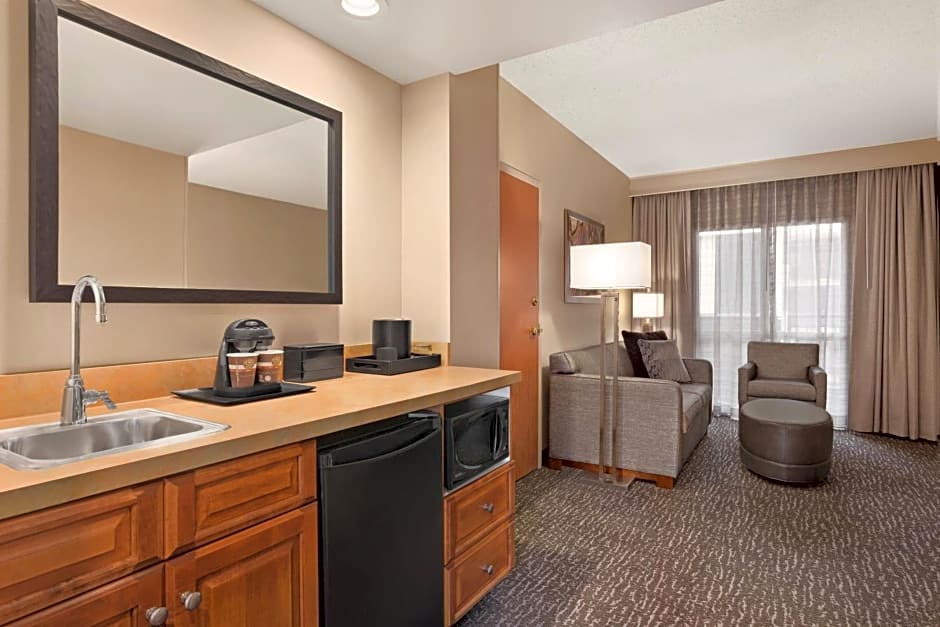 Embassy Suites Northwest Arkansas - Hotel, Spa & Convention Center