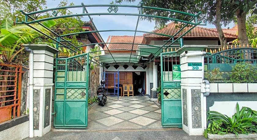 OYO Life 93247 Pondok Pariwisata