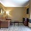 Comfort Inn & Suites Redwood Country