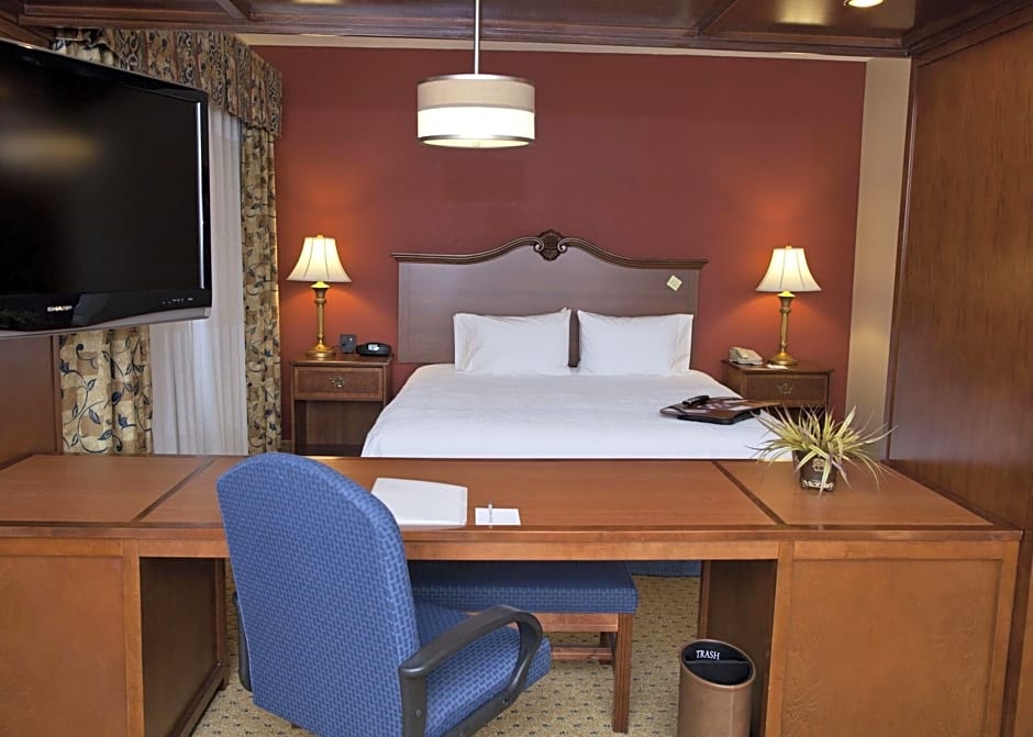 Hampton Inn & Suites Pittsburg