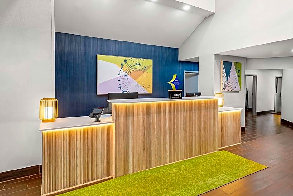 Spark by Hilton Oxford