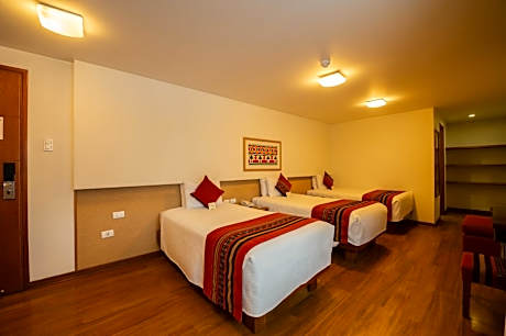 Triple Room