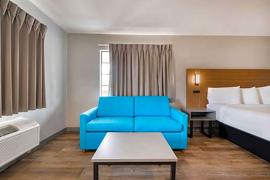 Motel 6-Santa Ana, CA