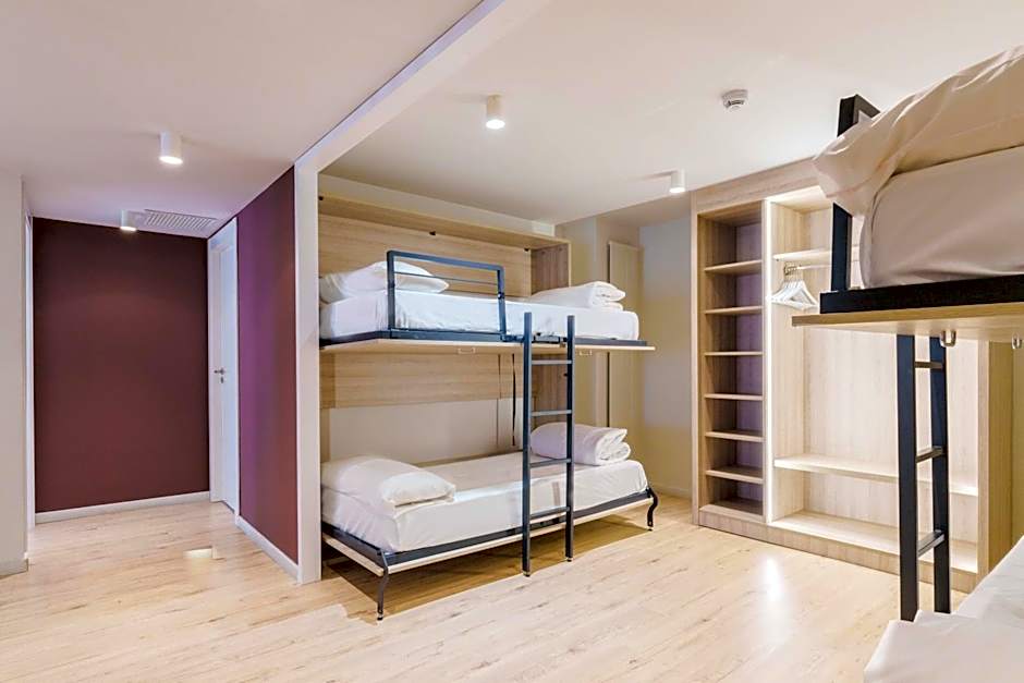 Hotel & Aparthotel Cosmos