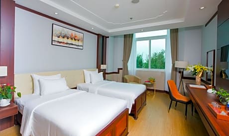 Deluxe Twin Room with River View