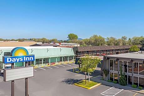 Days Inn by Wyndham Klamath Falls