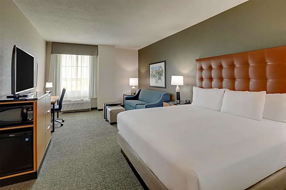 Drury Inn & Suites Dayton North