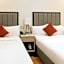 Asiatic Hotel Laguardia East